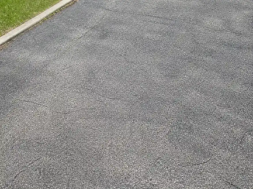 Can You Sealcoat a Driveway in the Rain or Wet Weather?